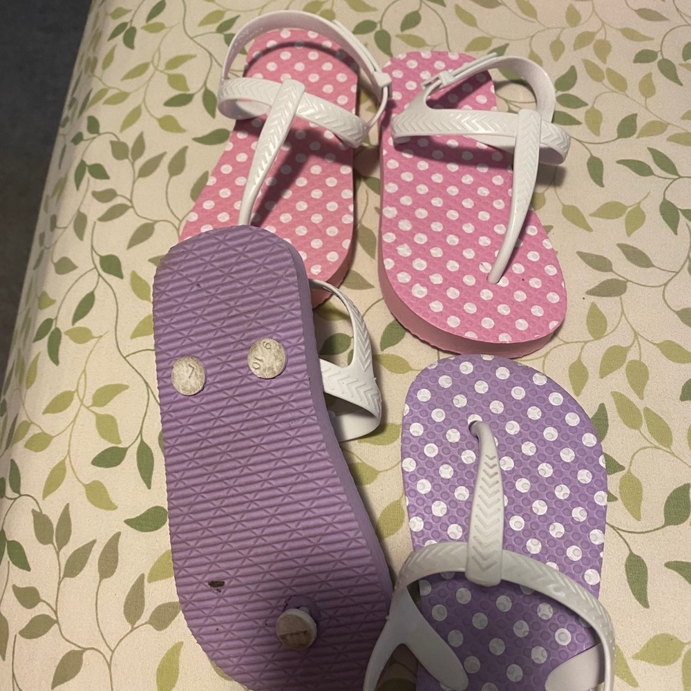 2 pairs of girls shoes